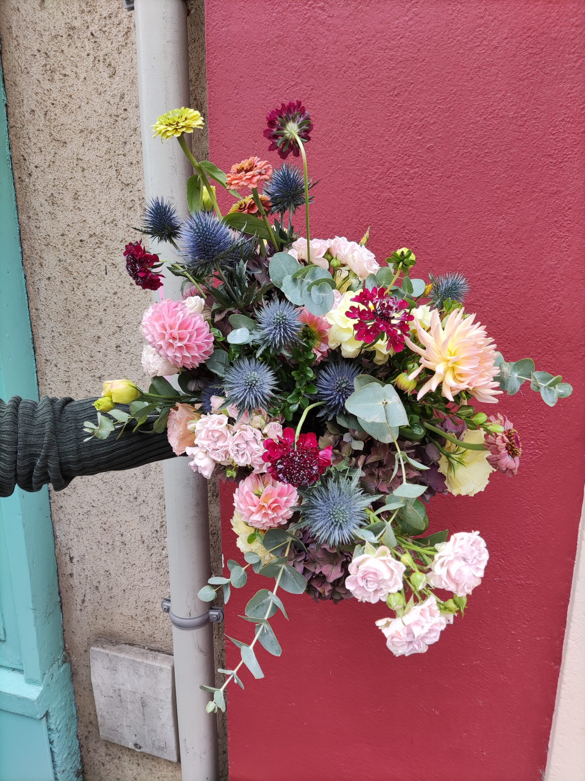bouquet de saison avec dalhias