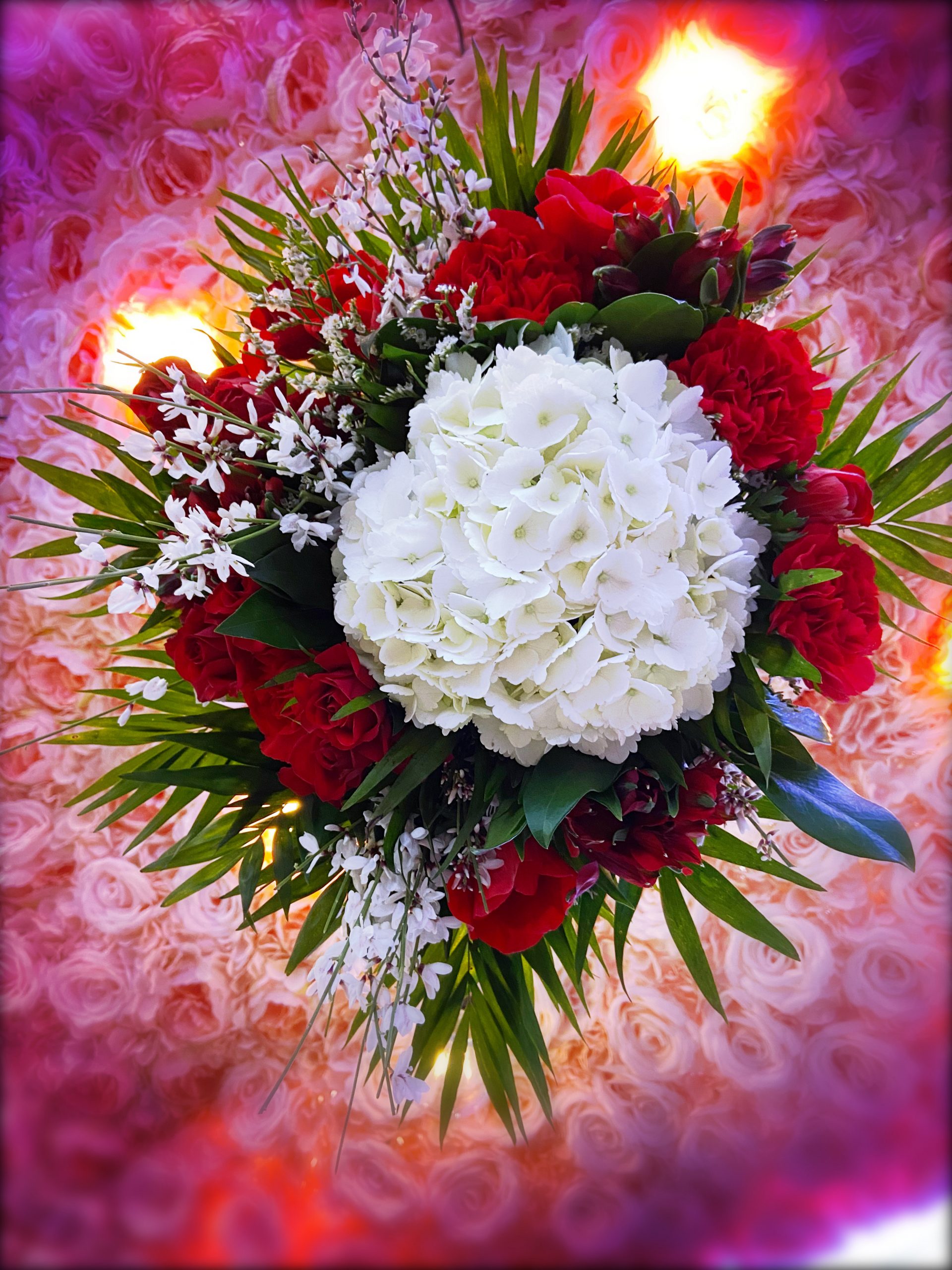Bouquet rond rouge et blanc